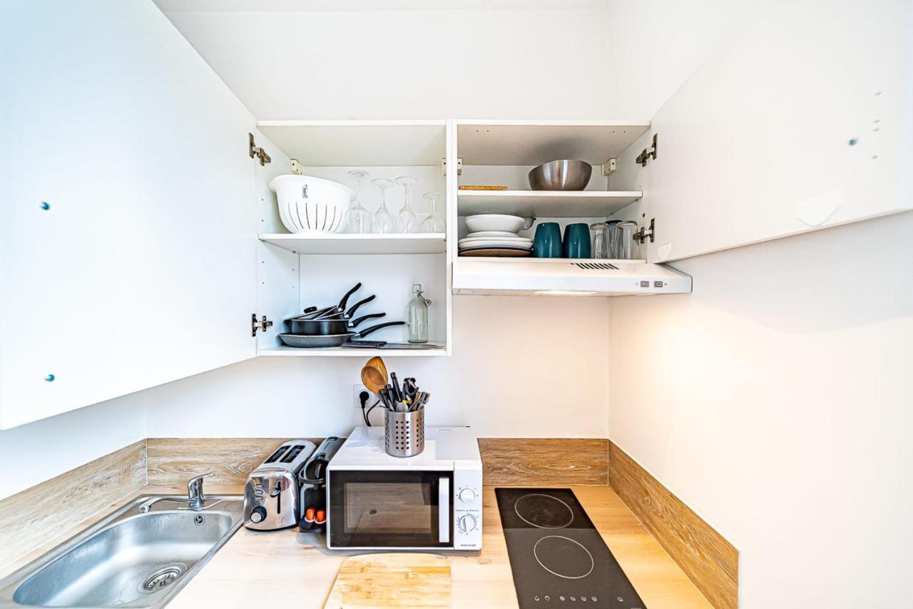 Le Debourg - Studio Tout Proche Metro B ลียง ภายนอก รูปภาพ